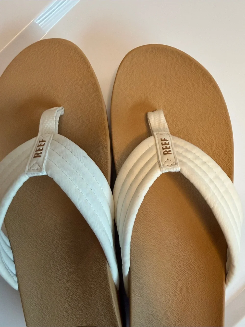 Coco Reef White Strap Sandals with Tan Footbed